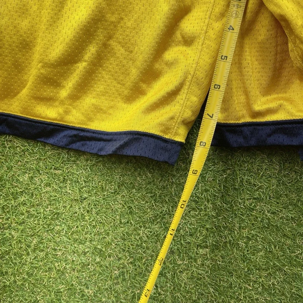 Michigan Wolverines Adidas Shorts Mens Large Team Issued Basketball Y2K